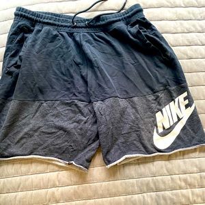 Nike Sportswear Club Shorts